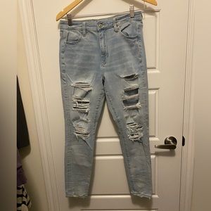 American Eagle Distressed jeans